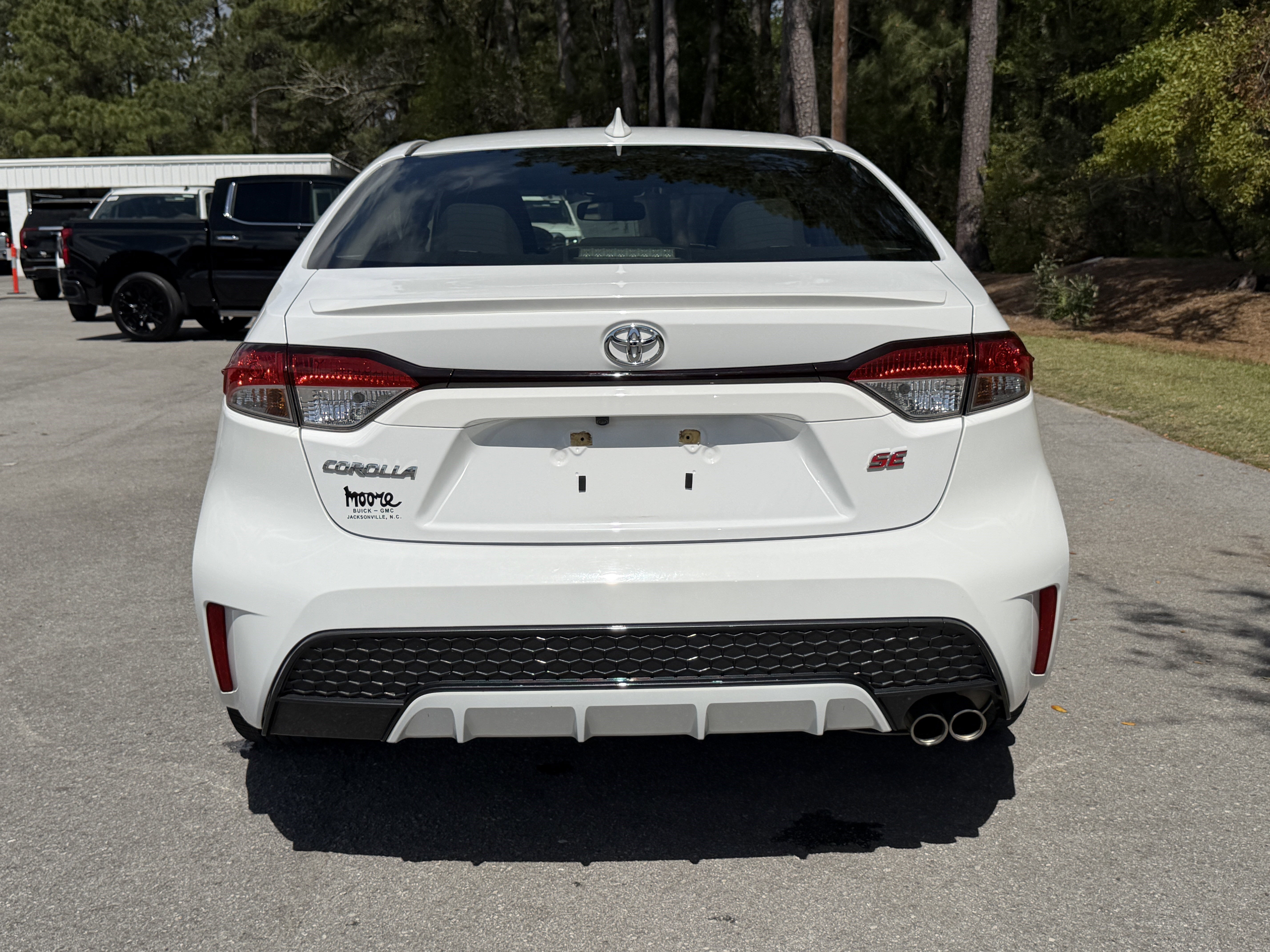 Used 2021 Toyota Corolla SE FWD image 9