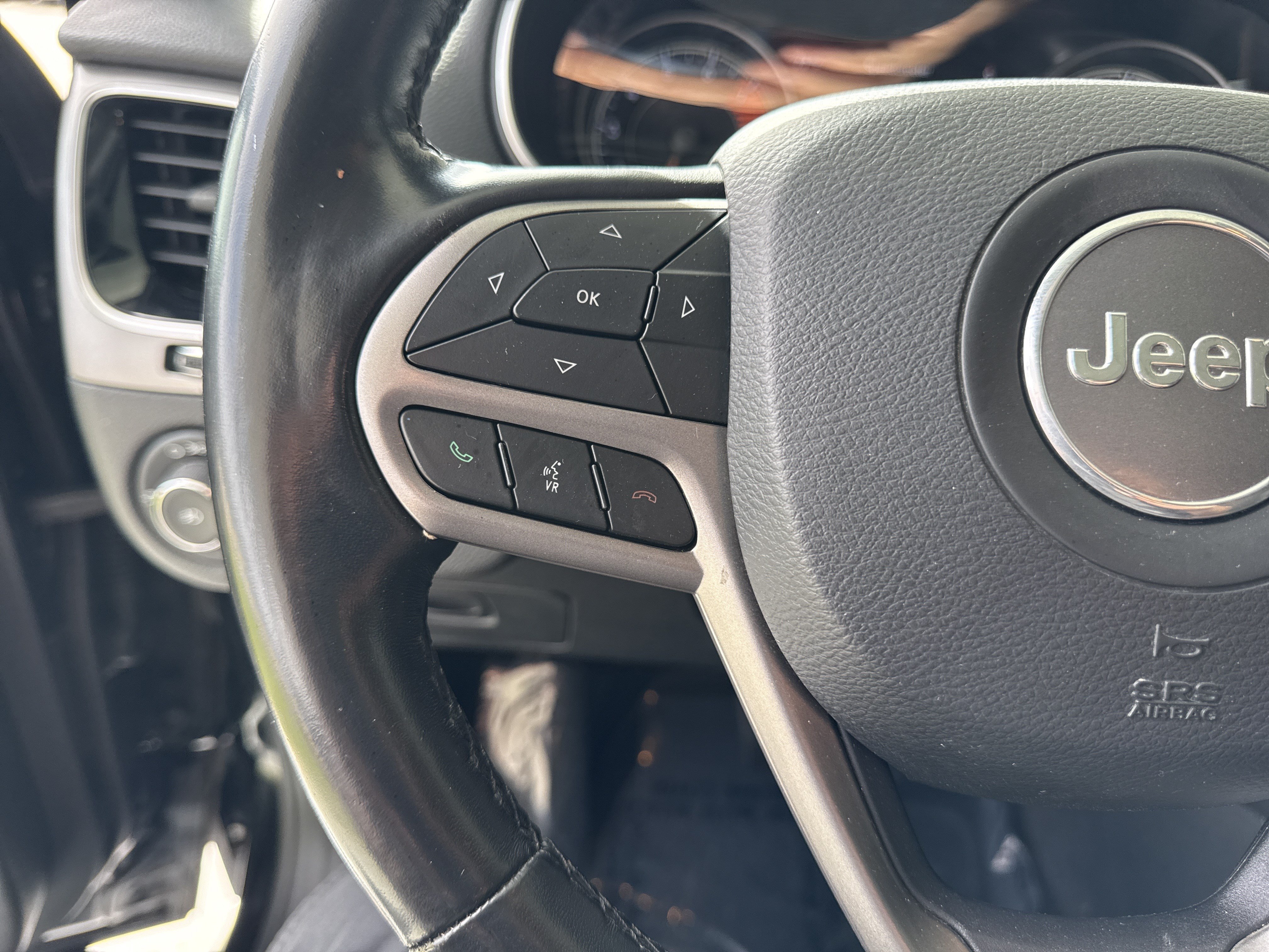 Used 2020 Jeep Cherokee Limited AWD/4WD image 18
