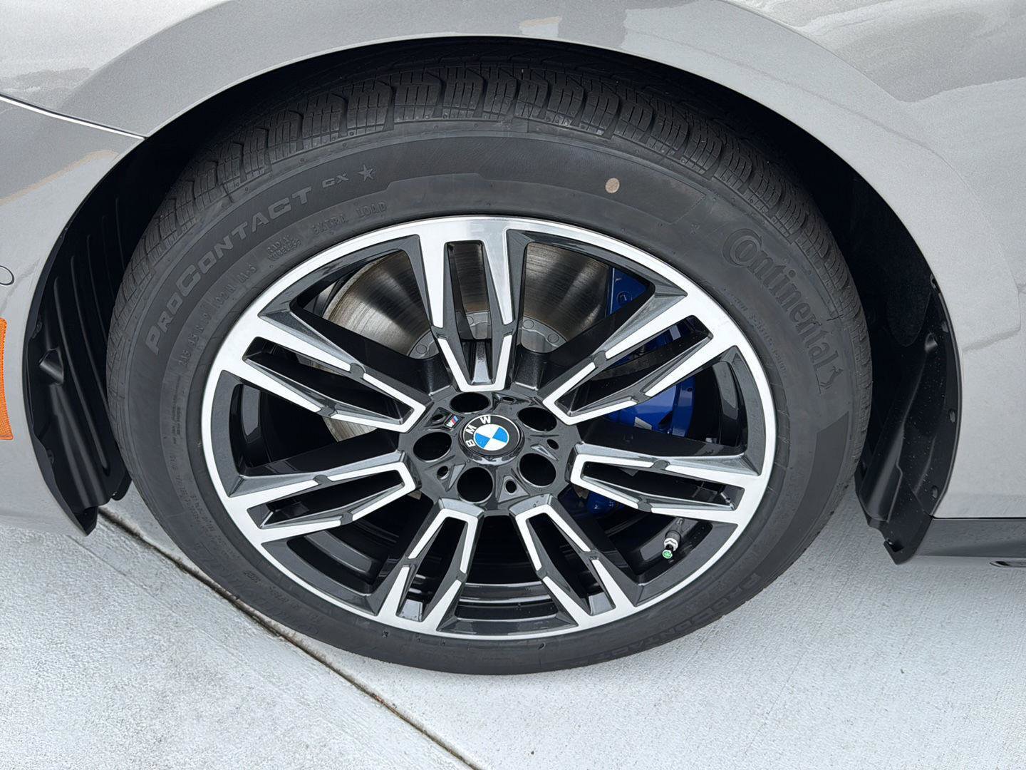 New 2026 BMW 540i xDrive w/ M Sport Package image 32