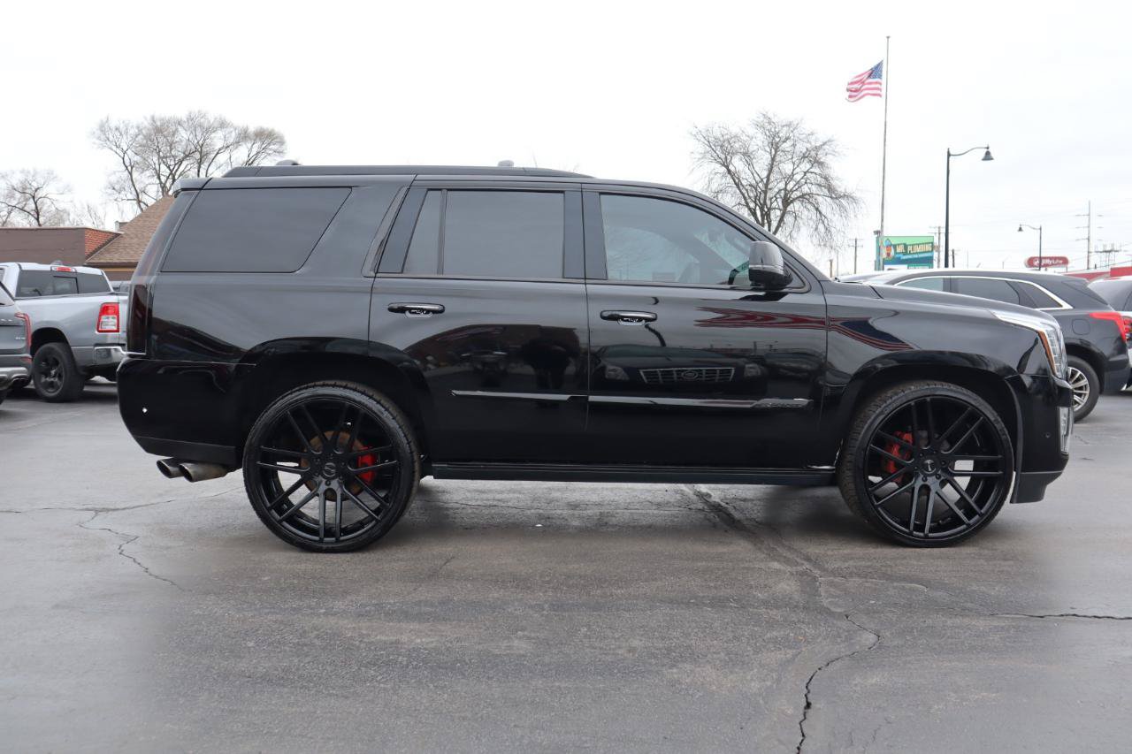 Used 2017 Cadillac Escalade Platinum AWD/4WD image 6