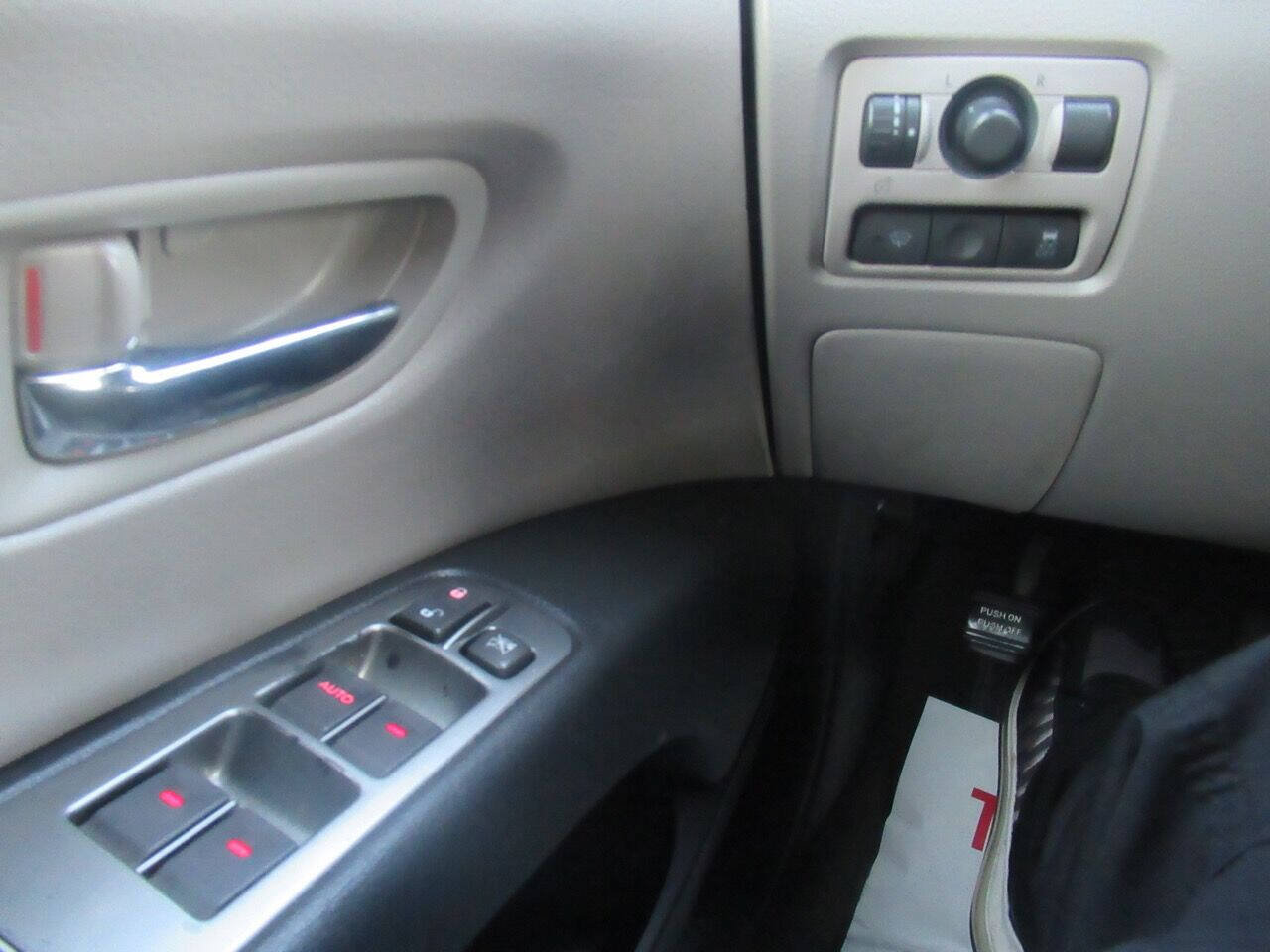 Used 2008 Subaru Tribeca Limited AWD/4WD image 33