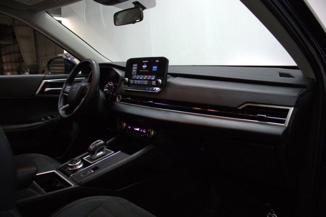 Used 2023 Mitsubishi Outlander SE FWD image 20