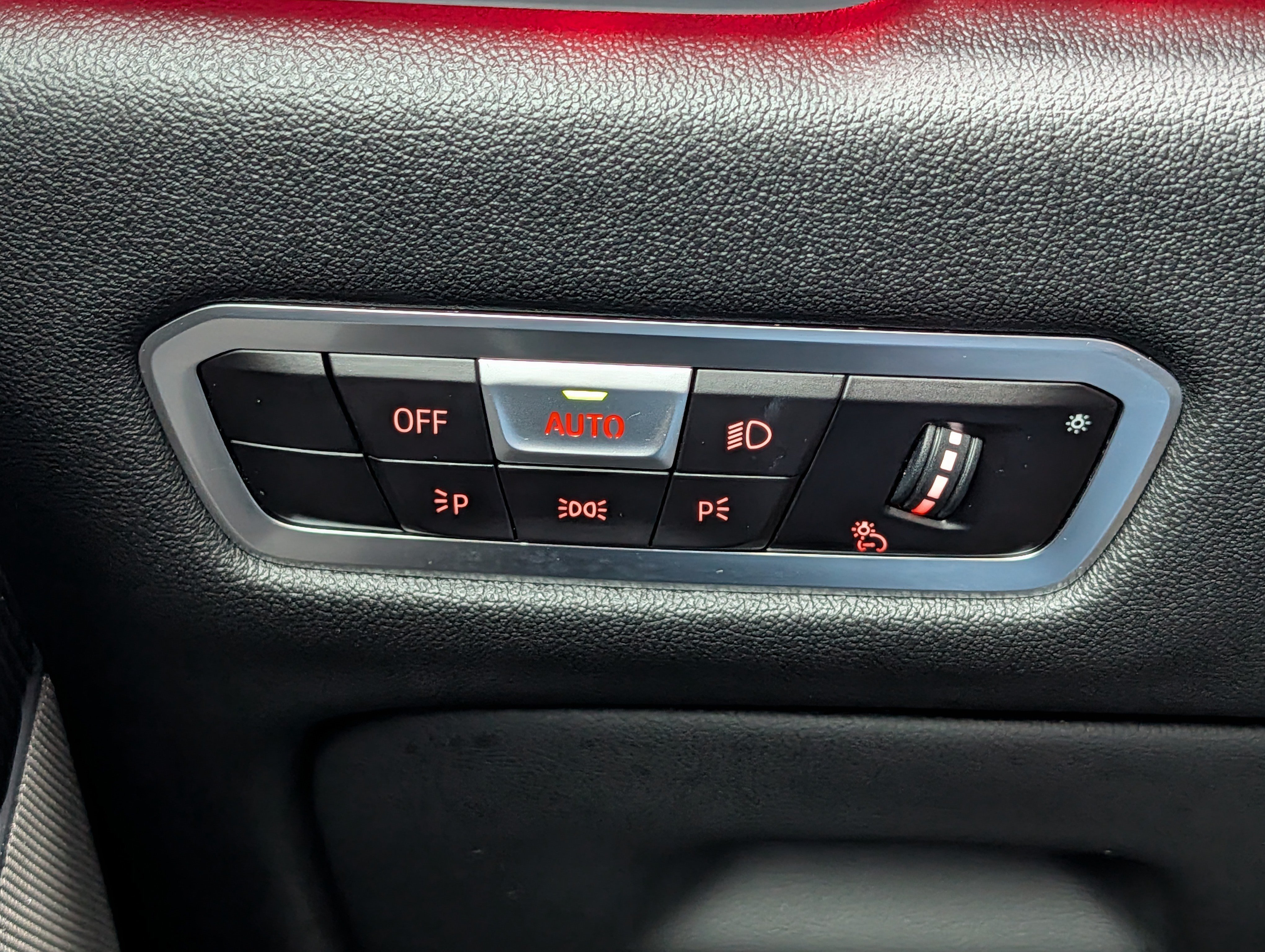 Used 2022 BMW X5 M50i AWD/4WD image 26