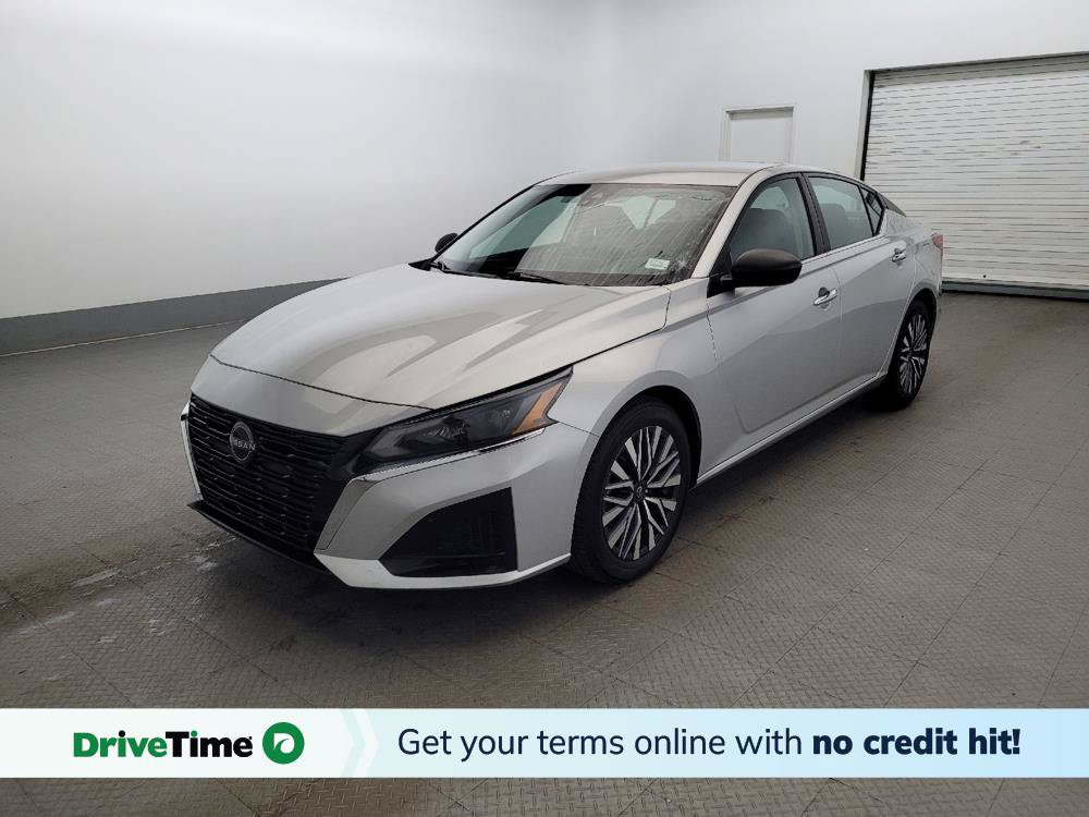 Used 2024 Nissan Altima 2.5 SV FWD image 1