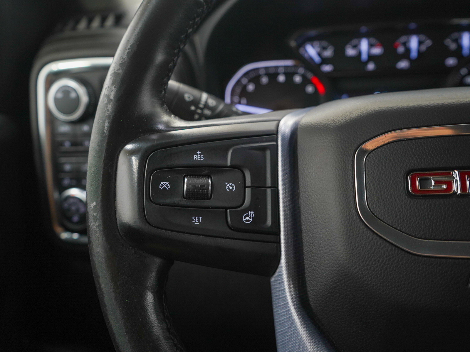 Used 2019 GMC Sierra 1500 SLT w/ Driver Alert Package I AWD/4WD image 27