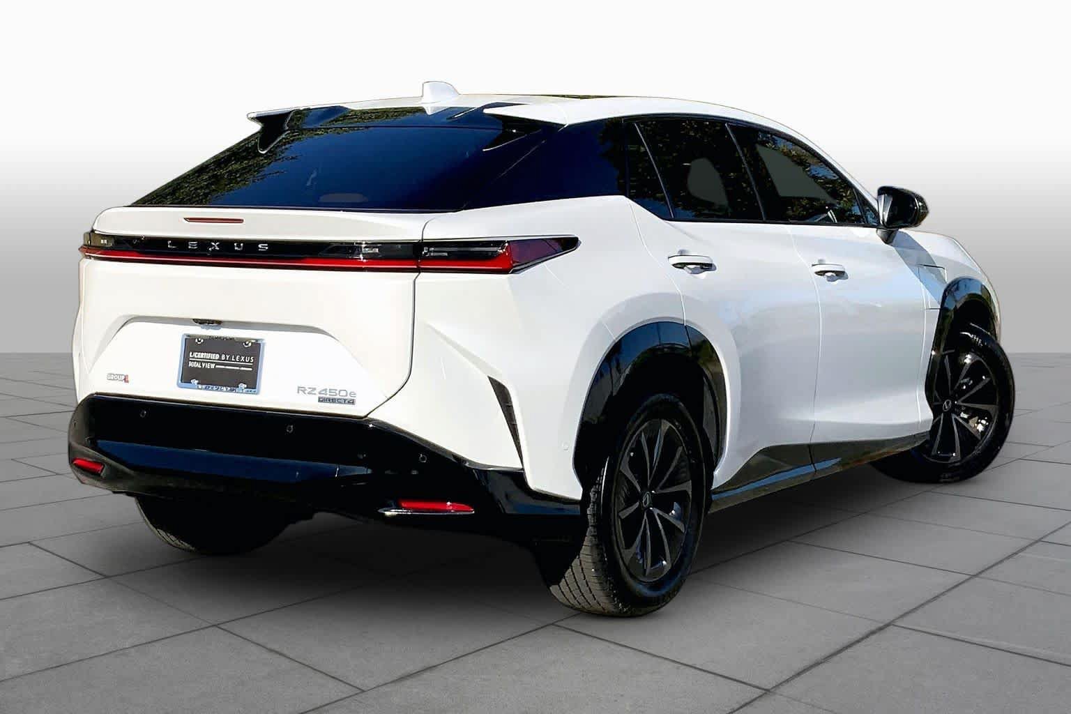 Used 2026 Lexus RZ 450e AWD w/ Technology Package image 12
