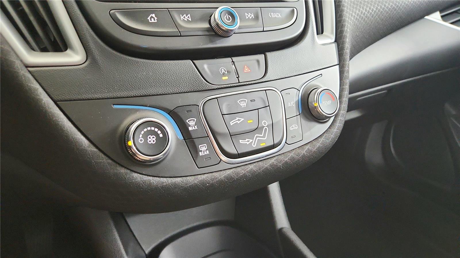 Used 2023 Chevrolet Malibu LS FWD image 21