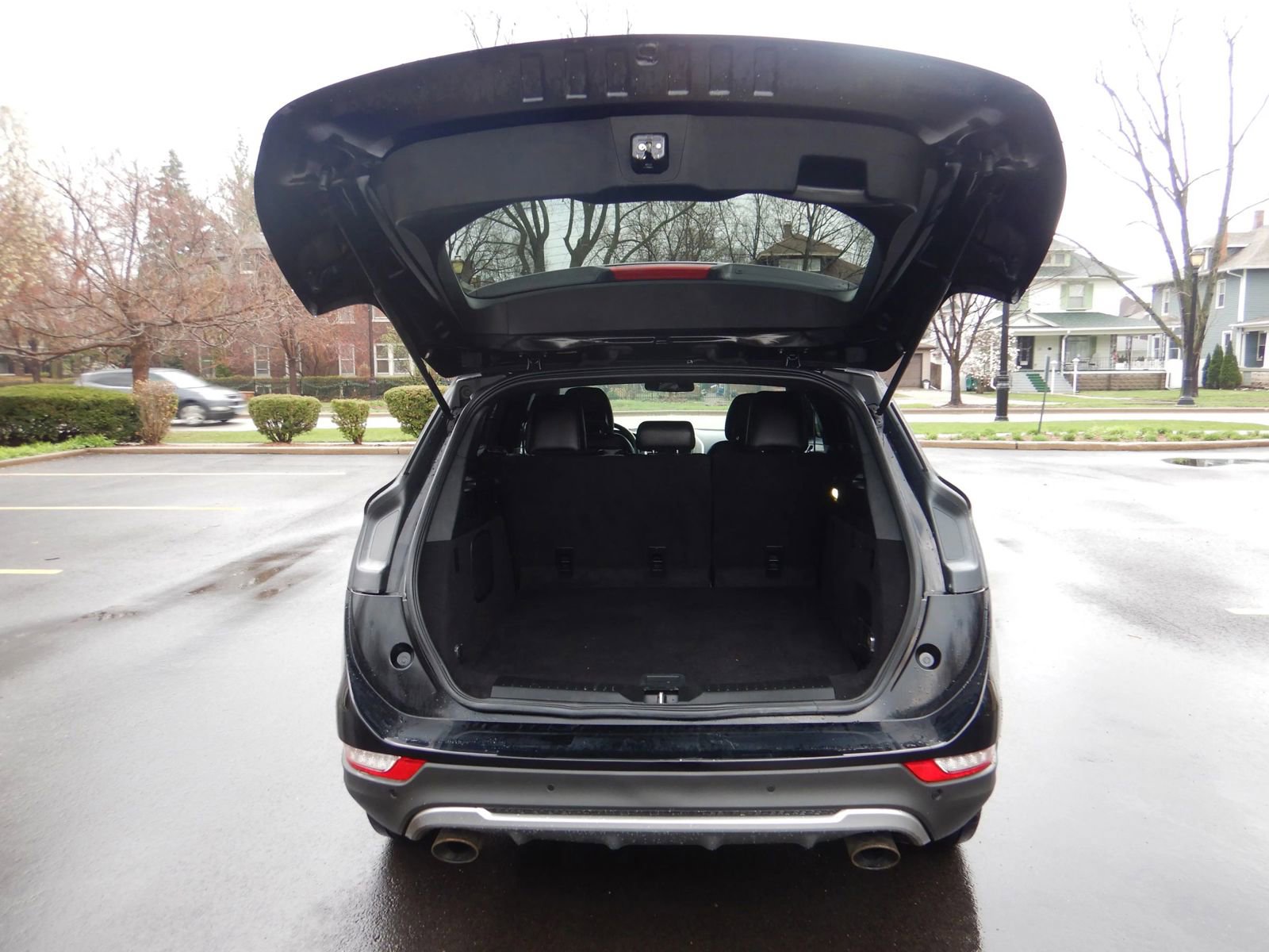 Used 2016 Lincoln MKC Premiere image 25