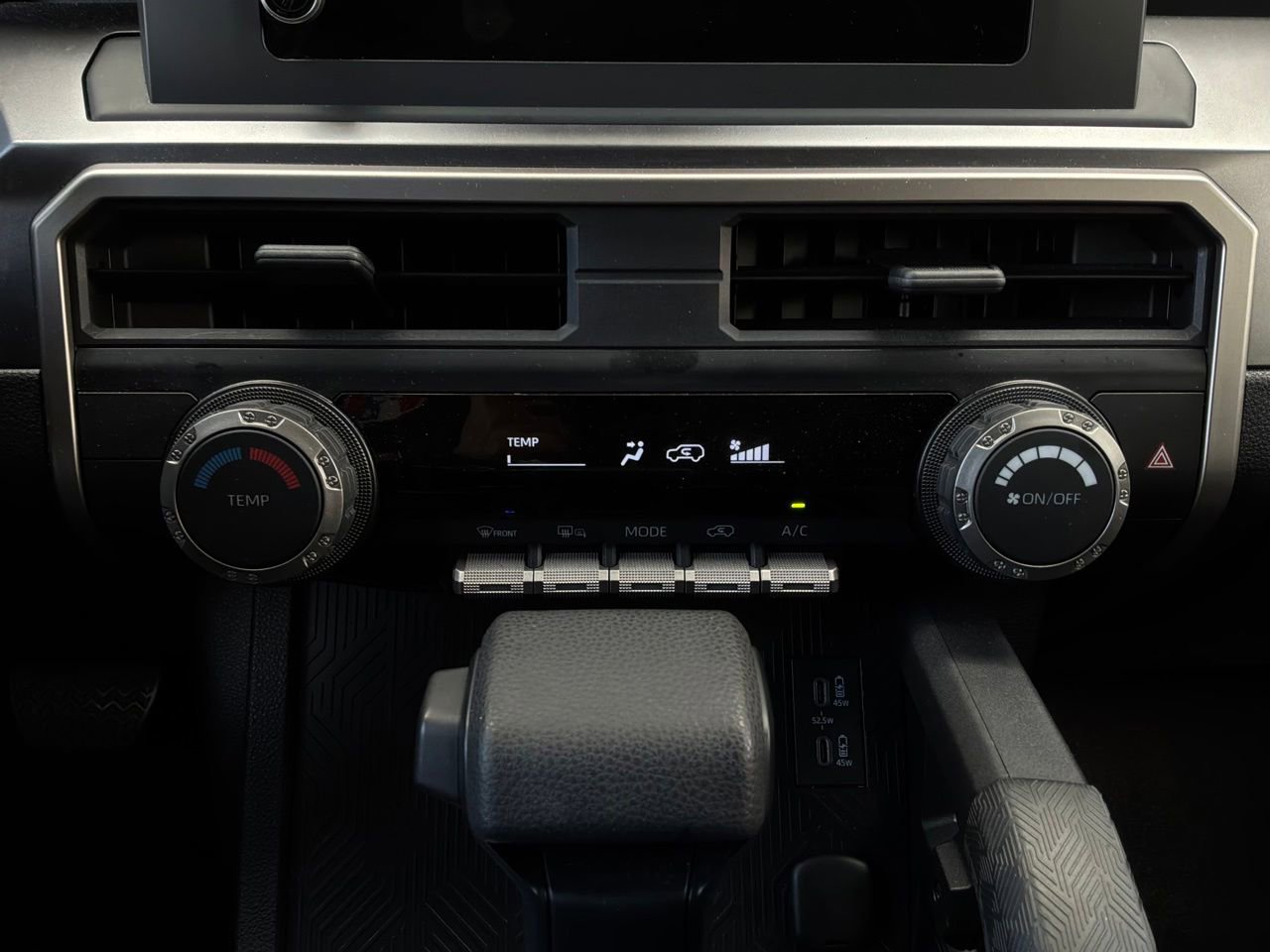 Used 2025 Toyota 4Runner SR5 RWD image 26