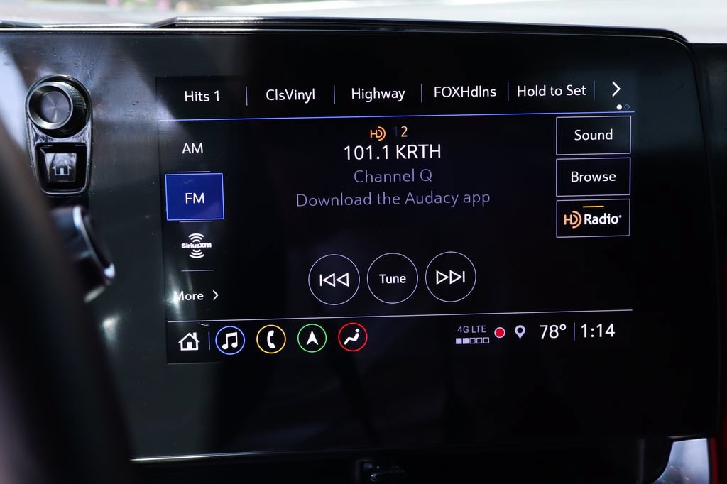 Used 2021 Chevrolet Corvette Stingray Preferred Cpe w/ Z51 Performance Package RWD image 32
