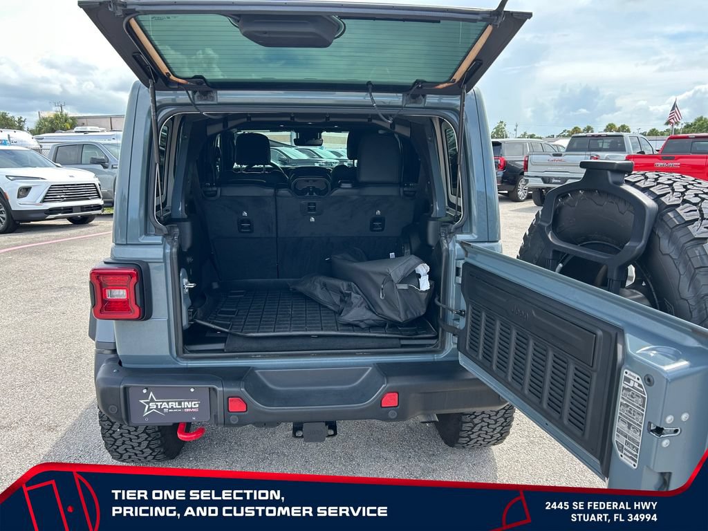 Used 2024 Jeep Wrangler Unlimited Rubicon AWD/4WD image 10