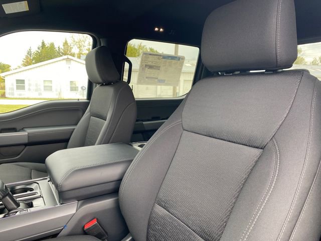 New 2025 Ford F150 XLT image 9