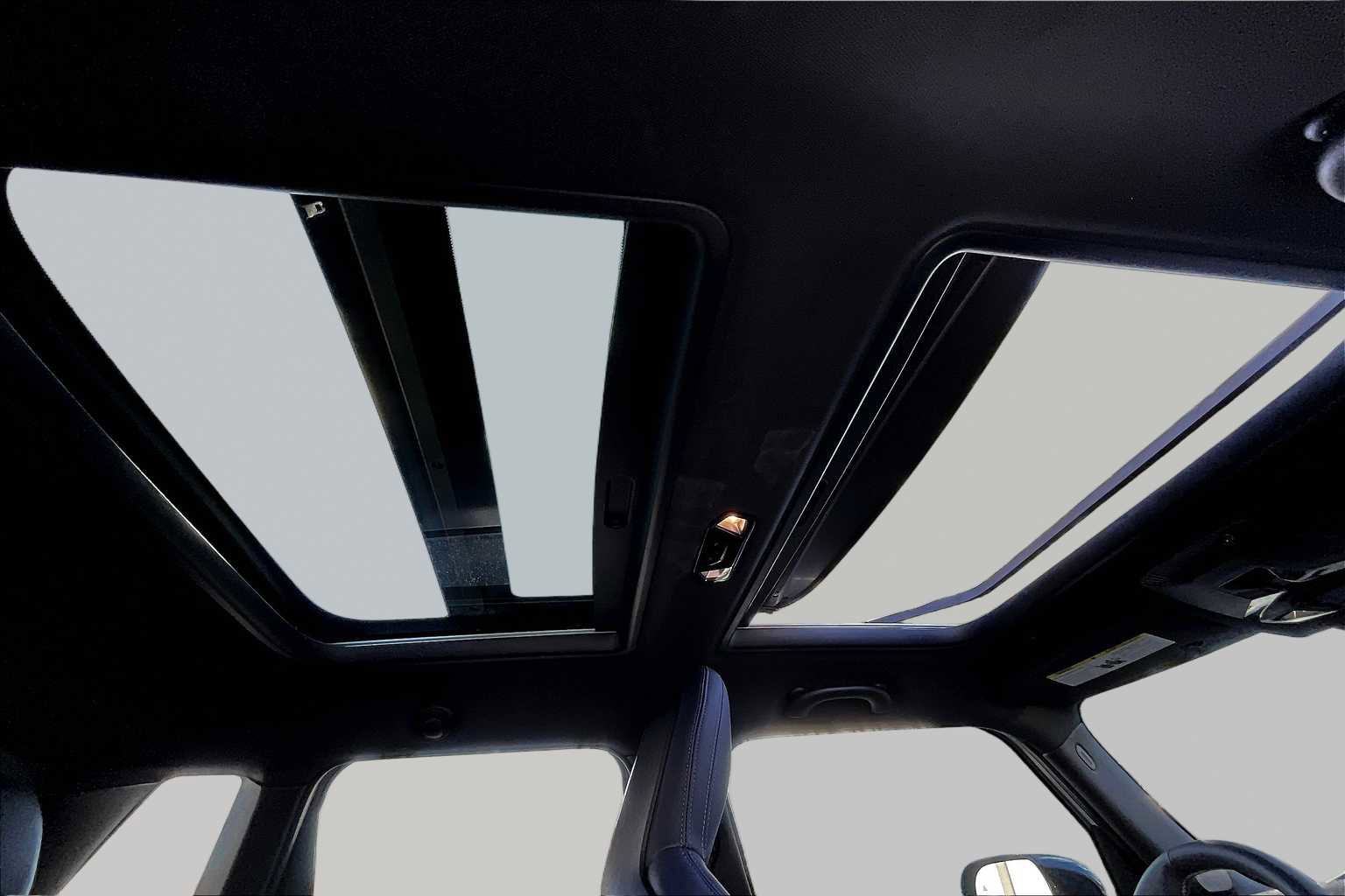 Used 2025 MINI Cooper S FWD image 12