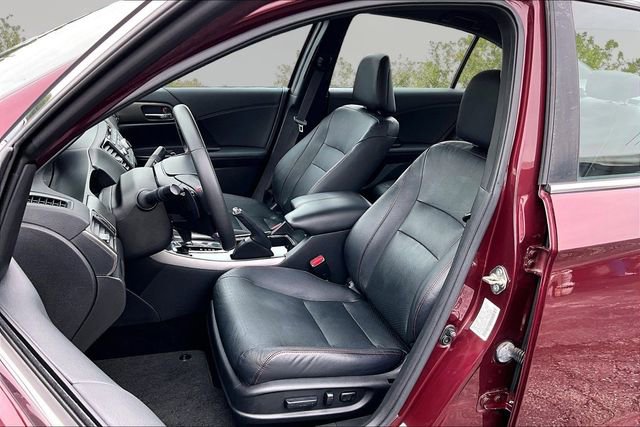 Used 2017 Honda Accord Sport Special Edition image 23
