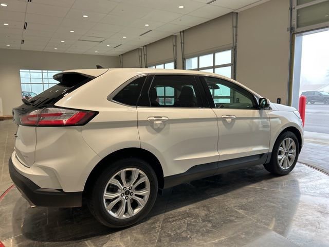 Used 2023 Ford Edge Titanium AWD/4WD image 8
