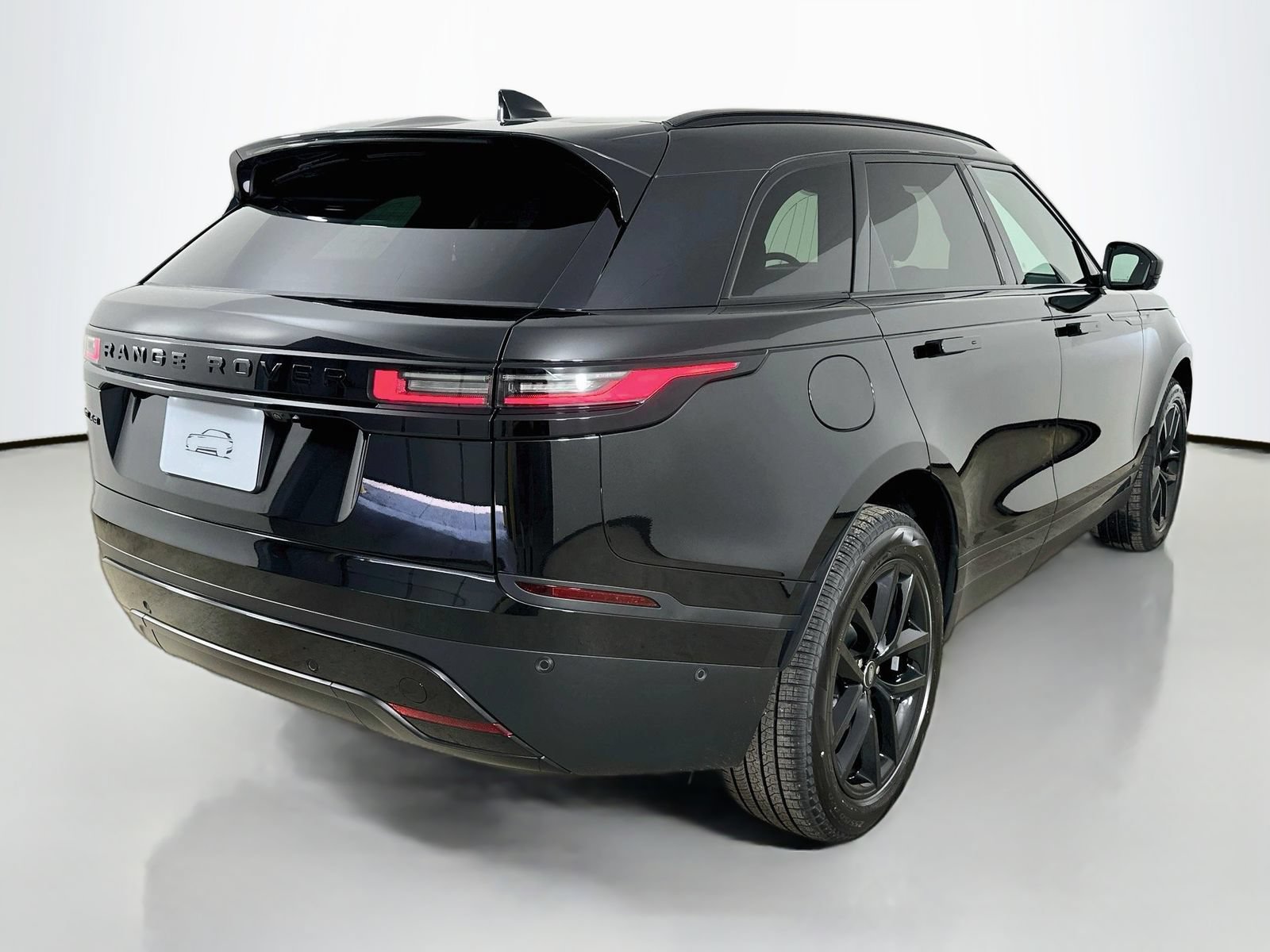 New 2026 Land Rover Range Rover Velar S AWD/4WD image 4