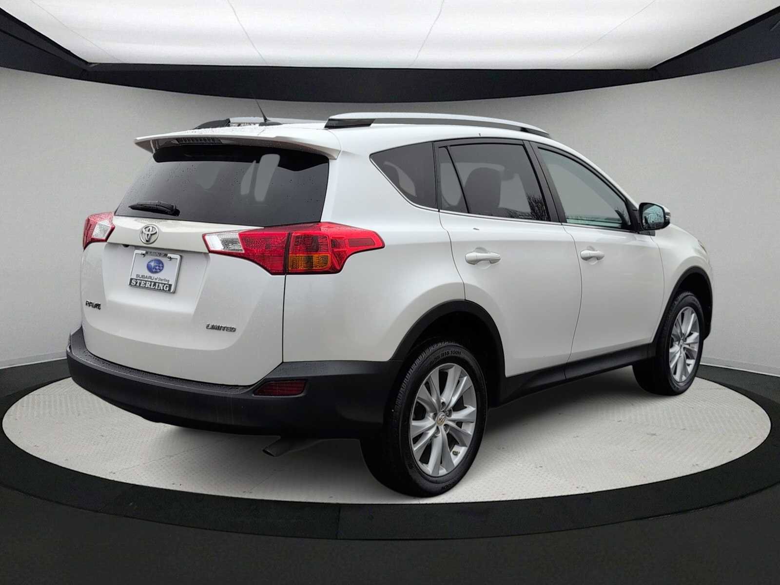 Used 2014 Toyota RAV4 Limited w/ Technology Package image 8