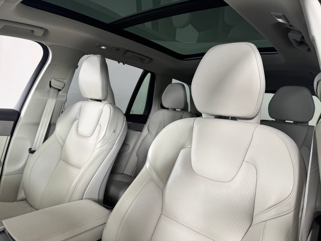 Certified 2026 Volvo XC90 B6 Ultra AWD/4WD image 19
