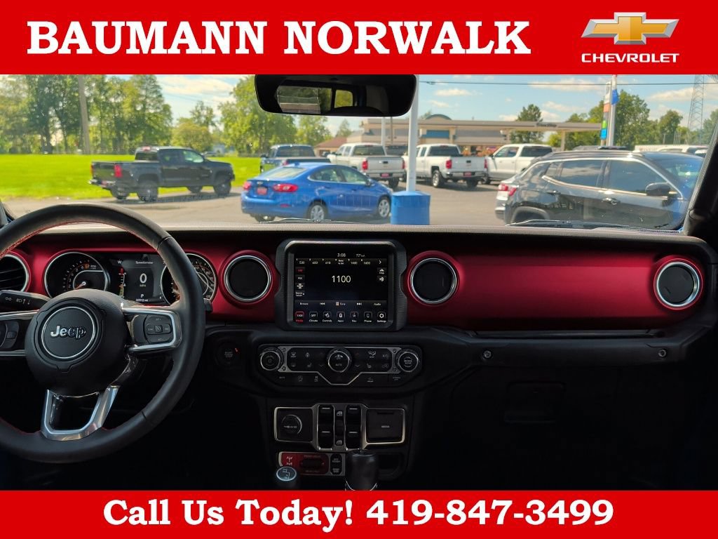 Used 2023 Jeep Gladiator Rubicon w/ Cold Weather Group AWD/4WD image 19