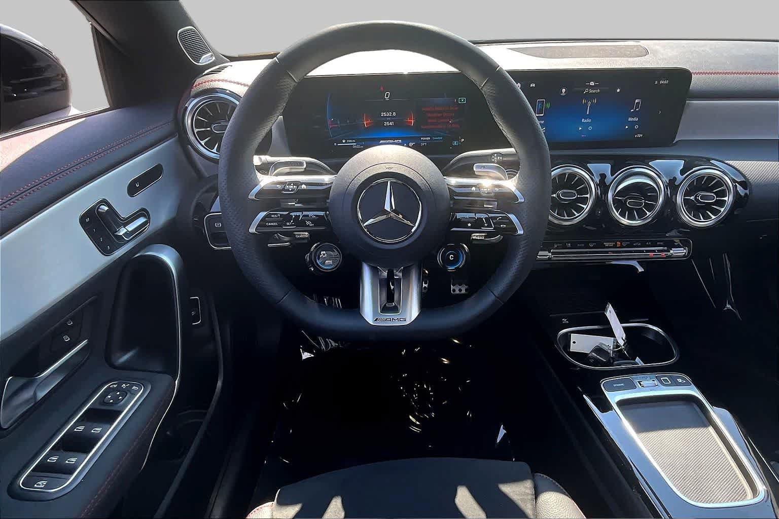 Used 2025 Mercedes-Benz CLA 35 AMG 4MATIC image 6