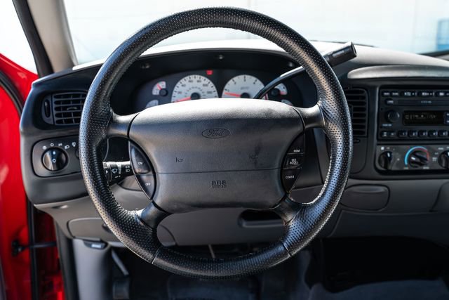 Used 2004 Ford F150 Lightning image 28