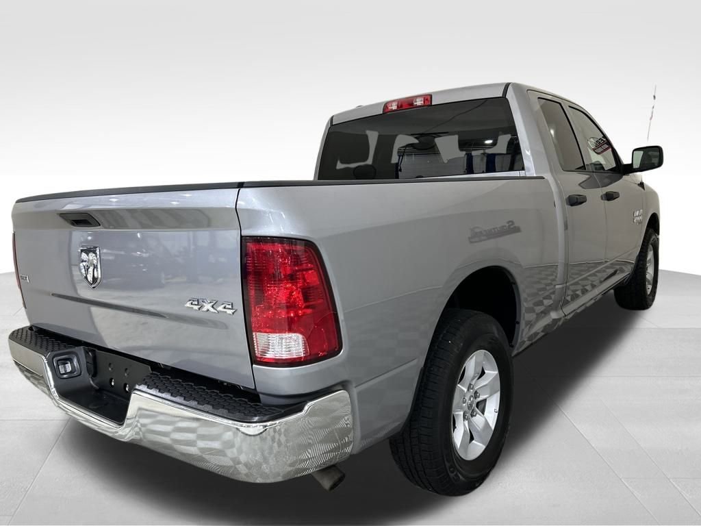 Used 2024 RAM 1500 Classic SLT image 7