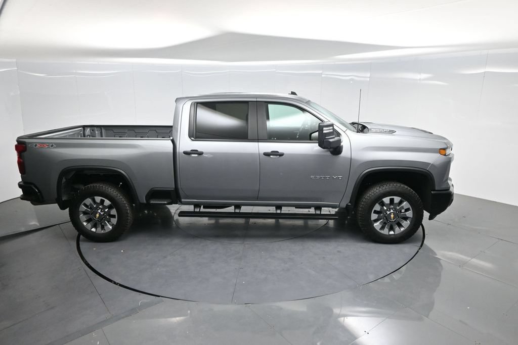 Used 2025 Chevrolet Silverado 2500 Custom w/ Custom Convenience Package AWD/4WD image 68