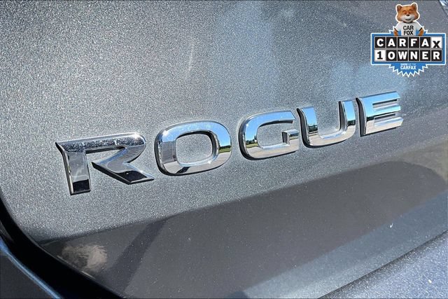 Used 2020 Nissan Rogue S w/ Special Edition Package FWD image 8