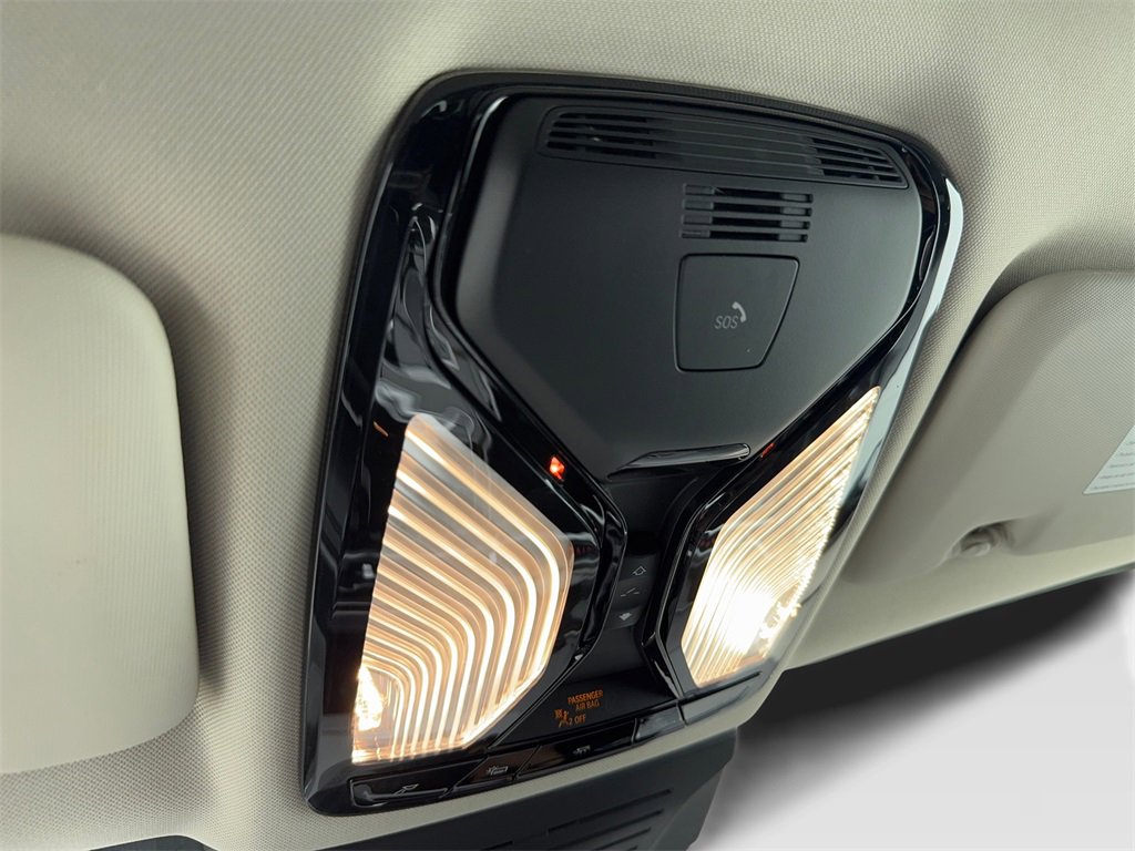 Used 2024 BMW X7 xDrive40i image 35