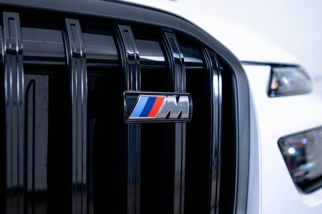 New 2027 BMW X7 M60i w/ Executive Package AWD/4WD image 14