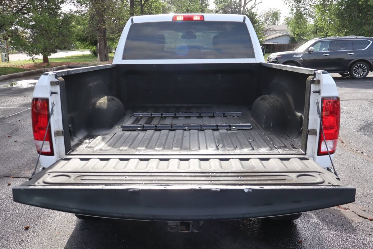 Used 2016 RAM 2500 Tradesman w/ Chrome Appearance Group AWD/4WD image 14