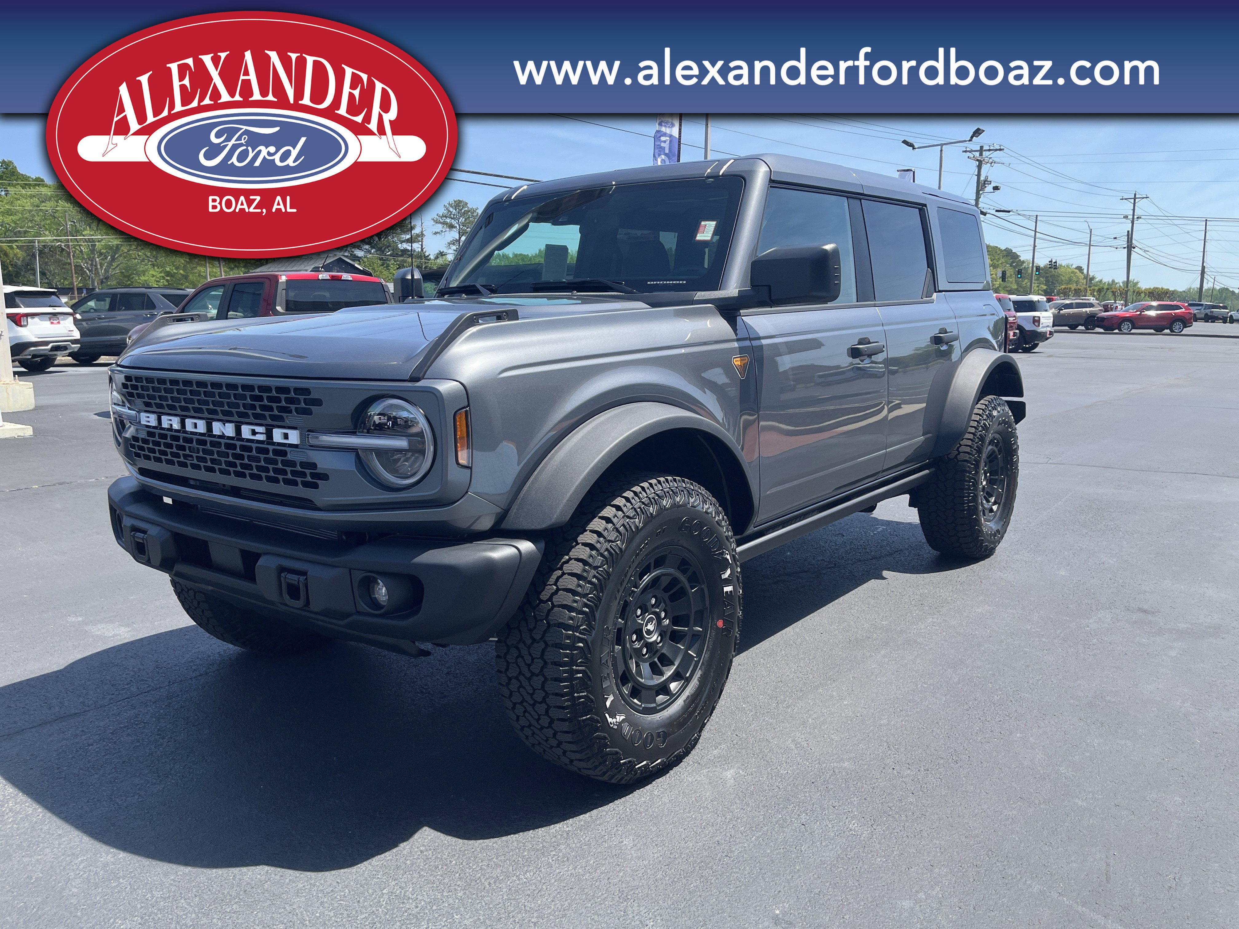 New 2026 Ford Bronco Badlands AWD/4WD image 1