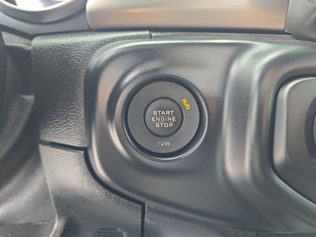 Used 2019 Jeep Wrangler Sport AWD/4WD image 25