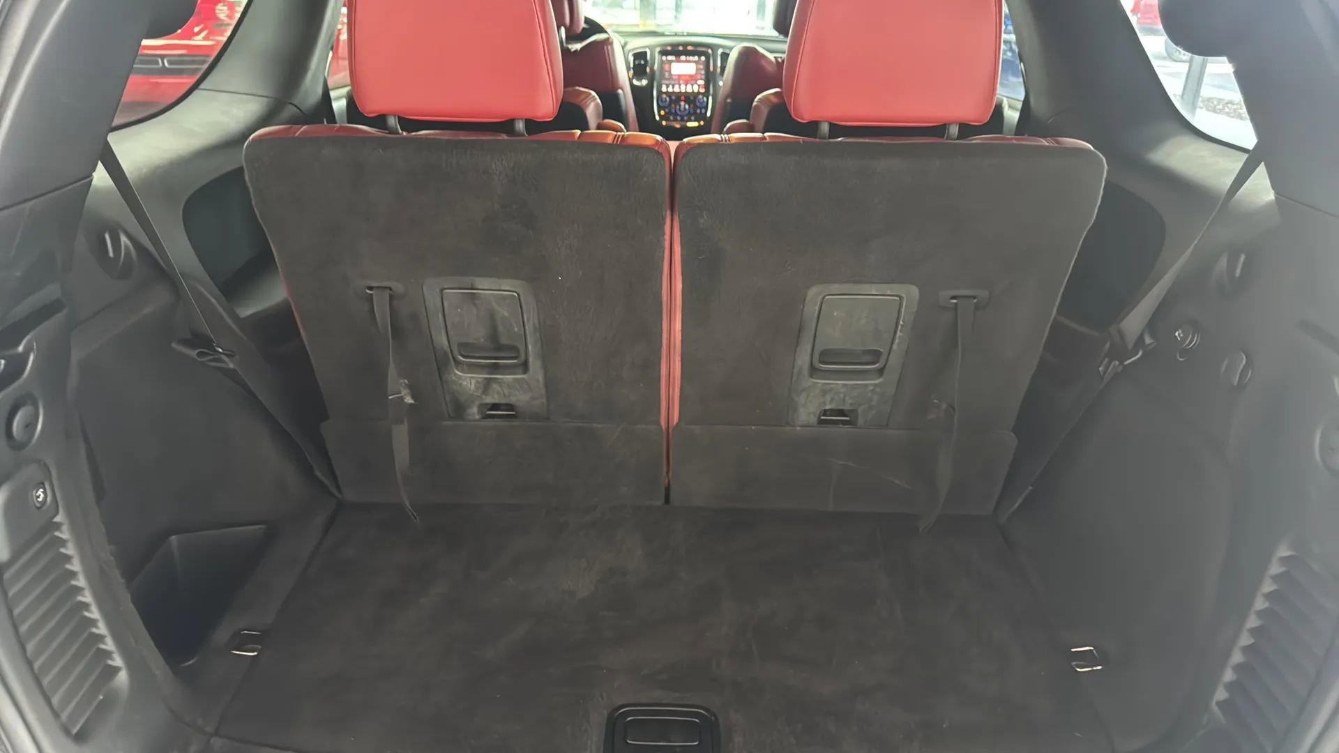 Used 2015 Dodge Durango R/T w/ Technology Group RWD image 48