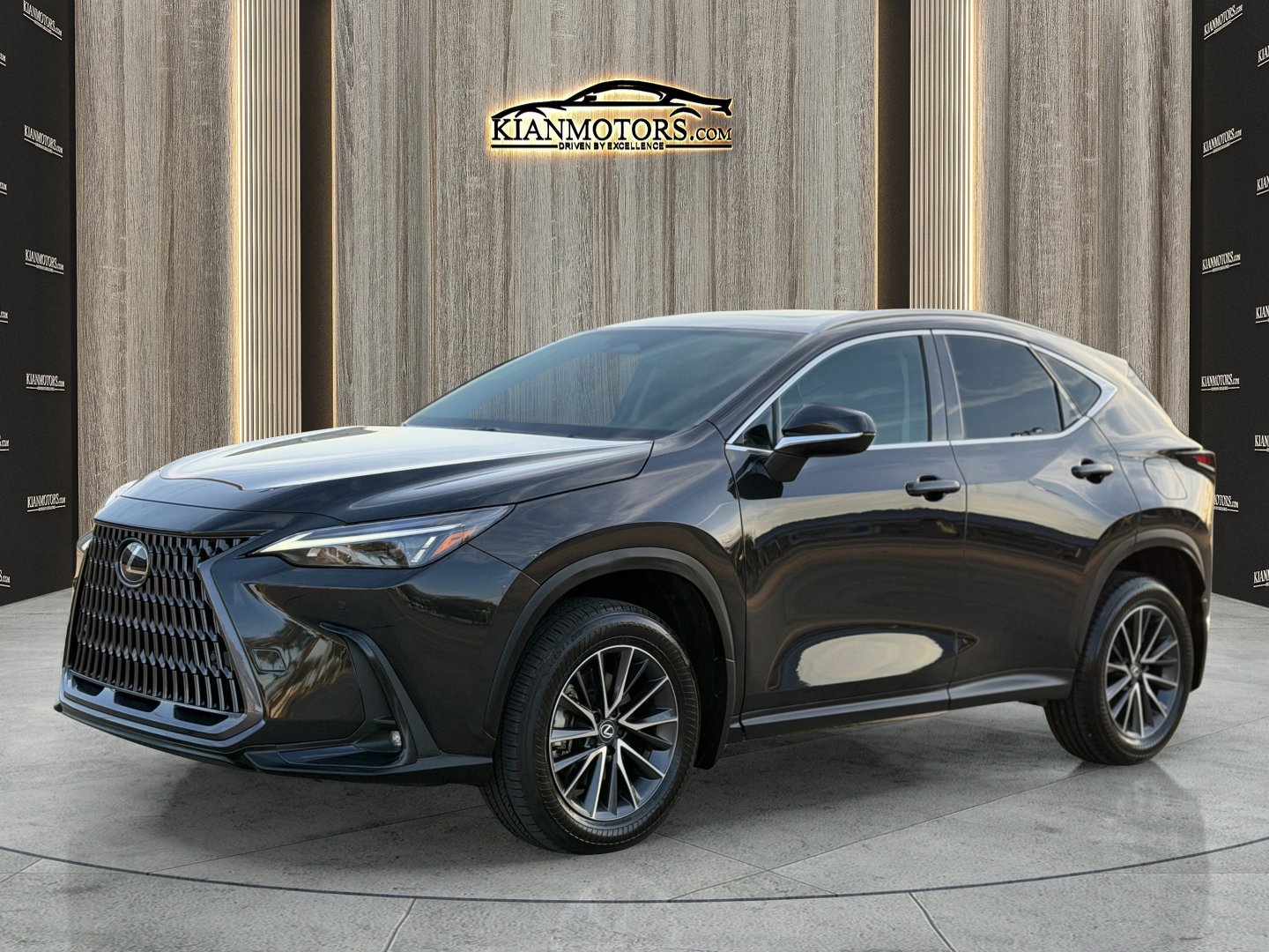 Used 2025 Lexus NX 350 AWD w/ Accessory Package (2T) image 3