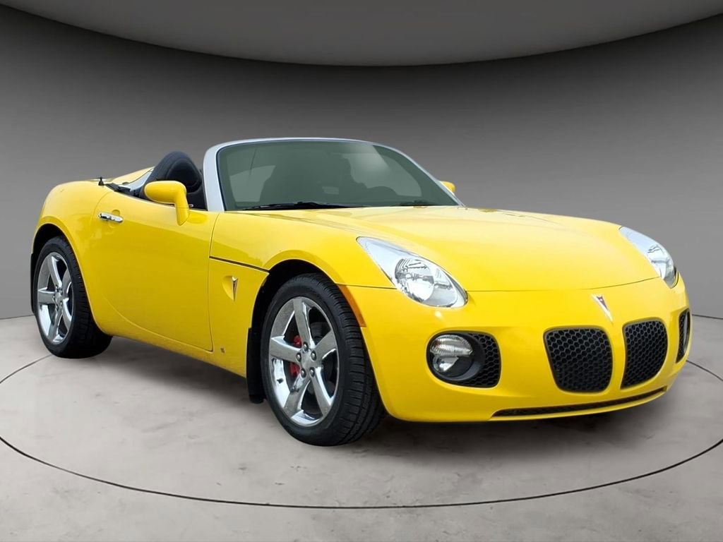 Used 2007 Pontiac Solstice GXP w/ Premium Package RWD image 11