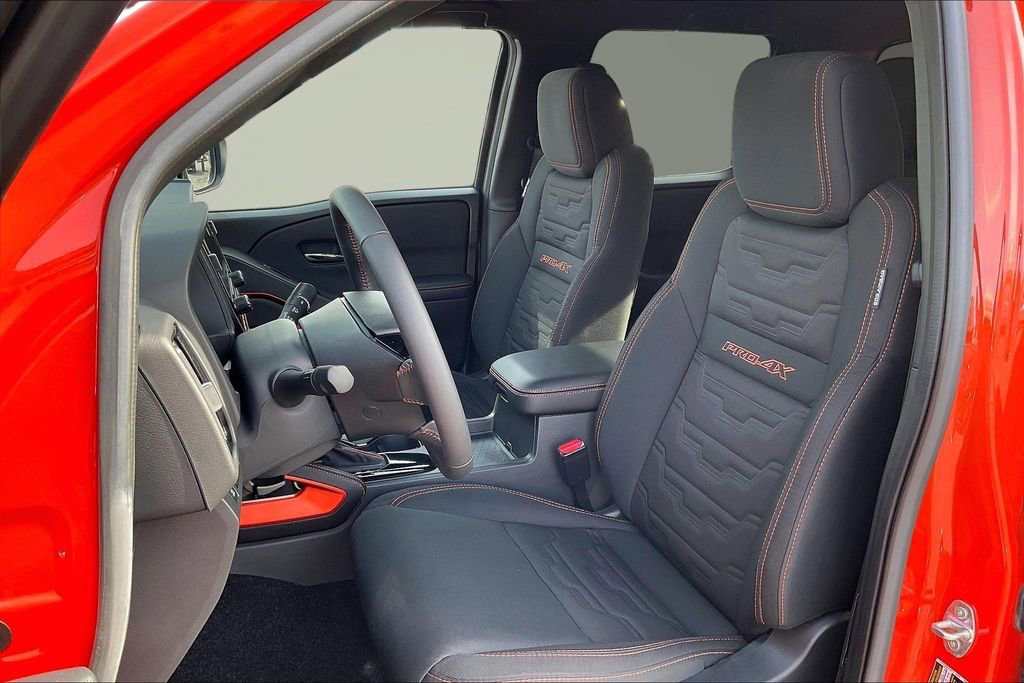 Used 2025 Nissan Frontier PRO-4X w/ Tow Package image 25