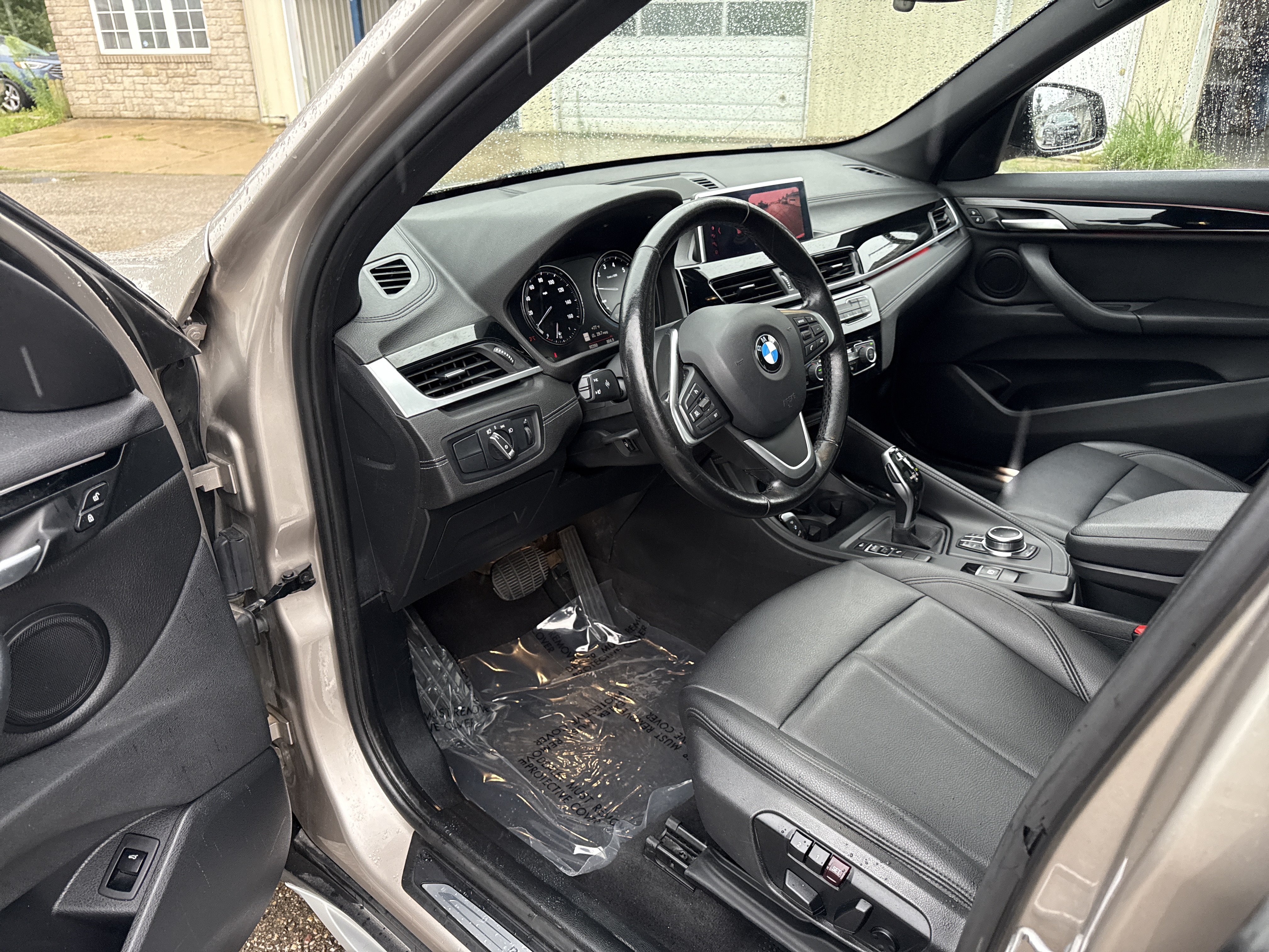 Used 2022 BMW X1 sDrive28i w/ Convenience Package FWD image 16