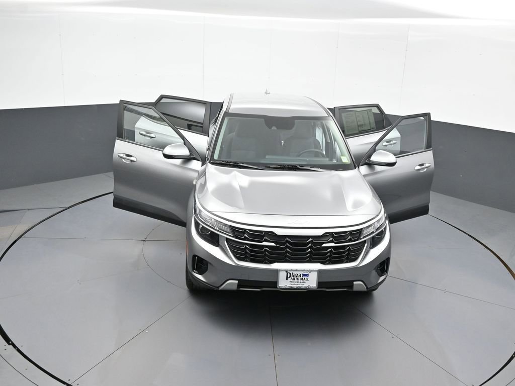 Certified 2024 Kia Seltos LX AWD/4WD image 45