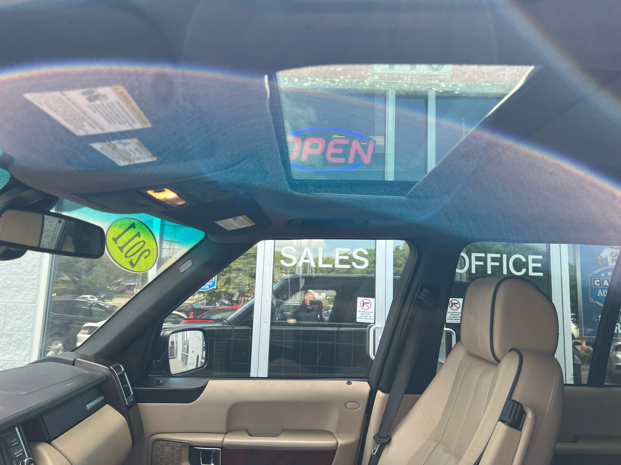 Used 2011 Land Rover Range Rover Supercharged image 13