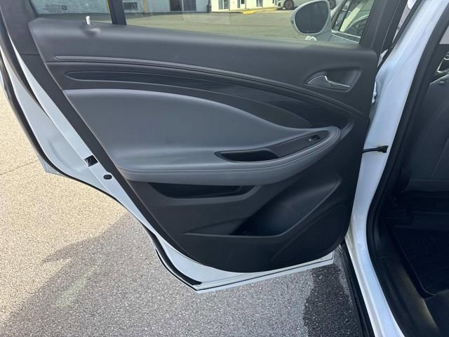 Used 2019 Buick Envision Essence image 15