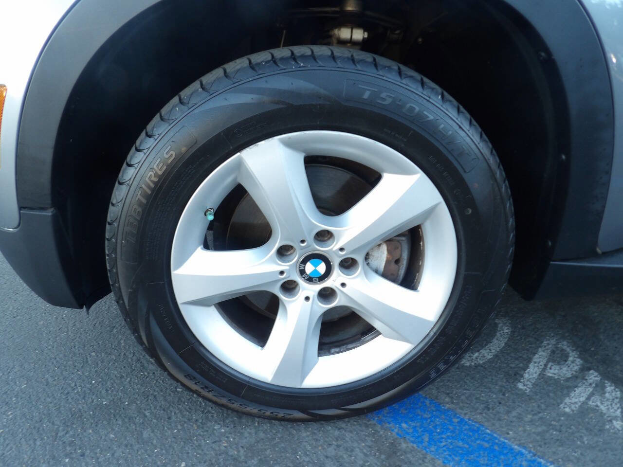 Used 2007 BMW X5 3.0si image 15