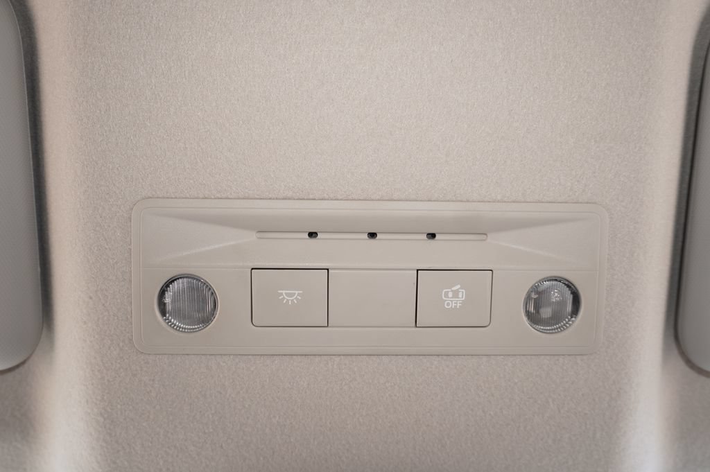 Used 2026 Nissan Kicks SV FWD image 19