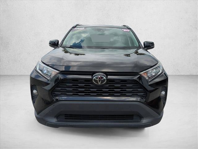 Used 2020 Toyota RAV4 XLE Premium FWD image 2
