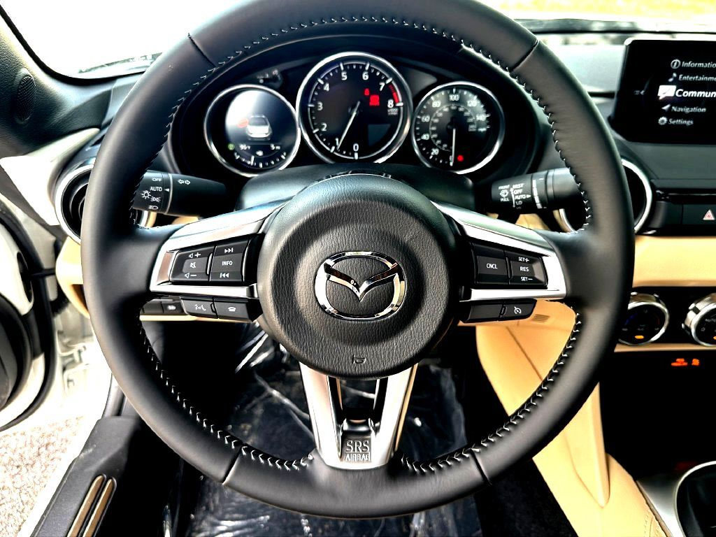 New 2026 MAZDA MX-5 Miata Grand Touring RWD image 14