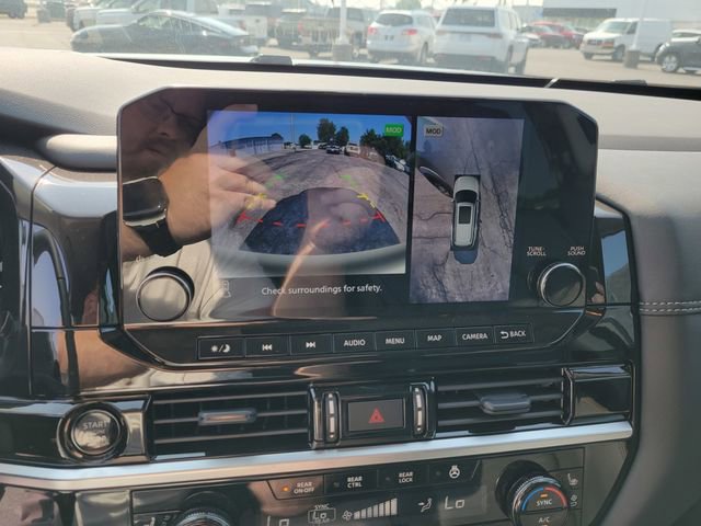 New 2025 Nissan Pathfinder Platinum w/ Cargo Package image 36