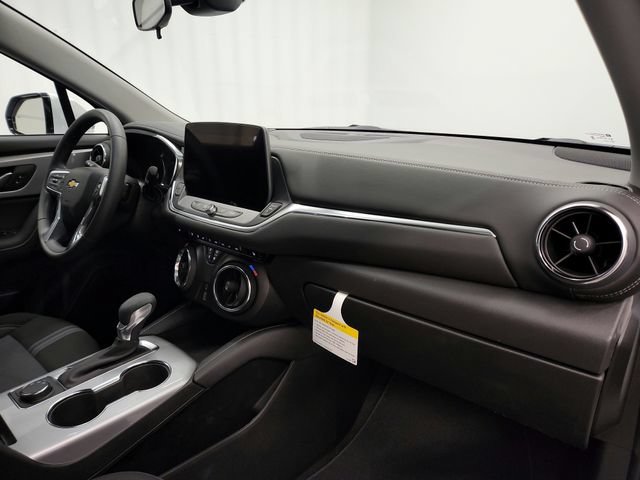 New 2026 Chevrolet Blazer LT FWD image 24