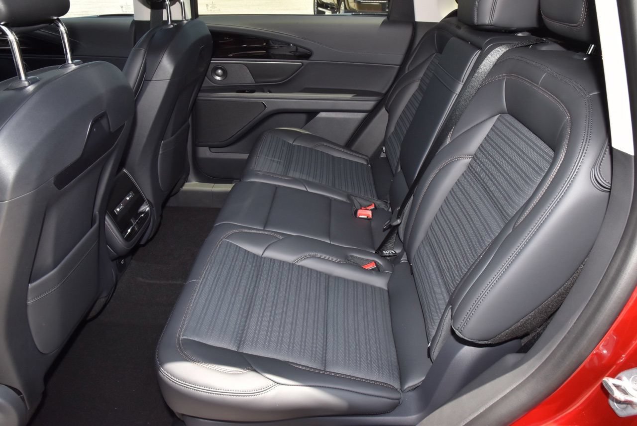 New 2026 Lincoln Nautilus Reserve w/ Jet Appearance Package AWD/4WD image 21
