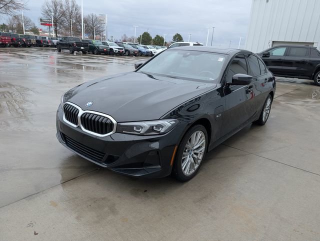Used 2023 BMW 330e xDrive w/ Convenience Package image 36