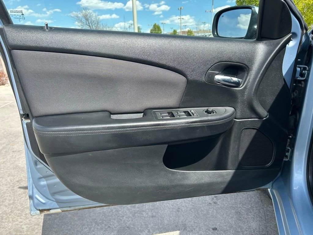 Used 2012 Chrysler 200 Touring w/ Sun/Sound Group image 20